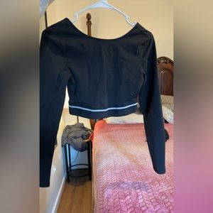Black Workout Crop Top